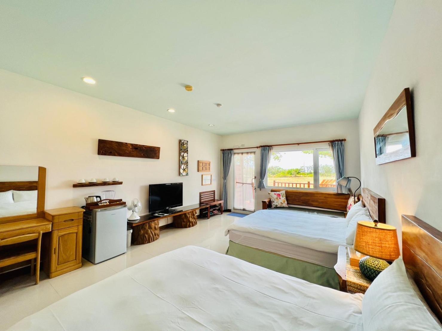 Kenting Comic B&B&Spring Hengchun Exterior photo
